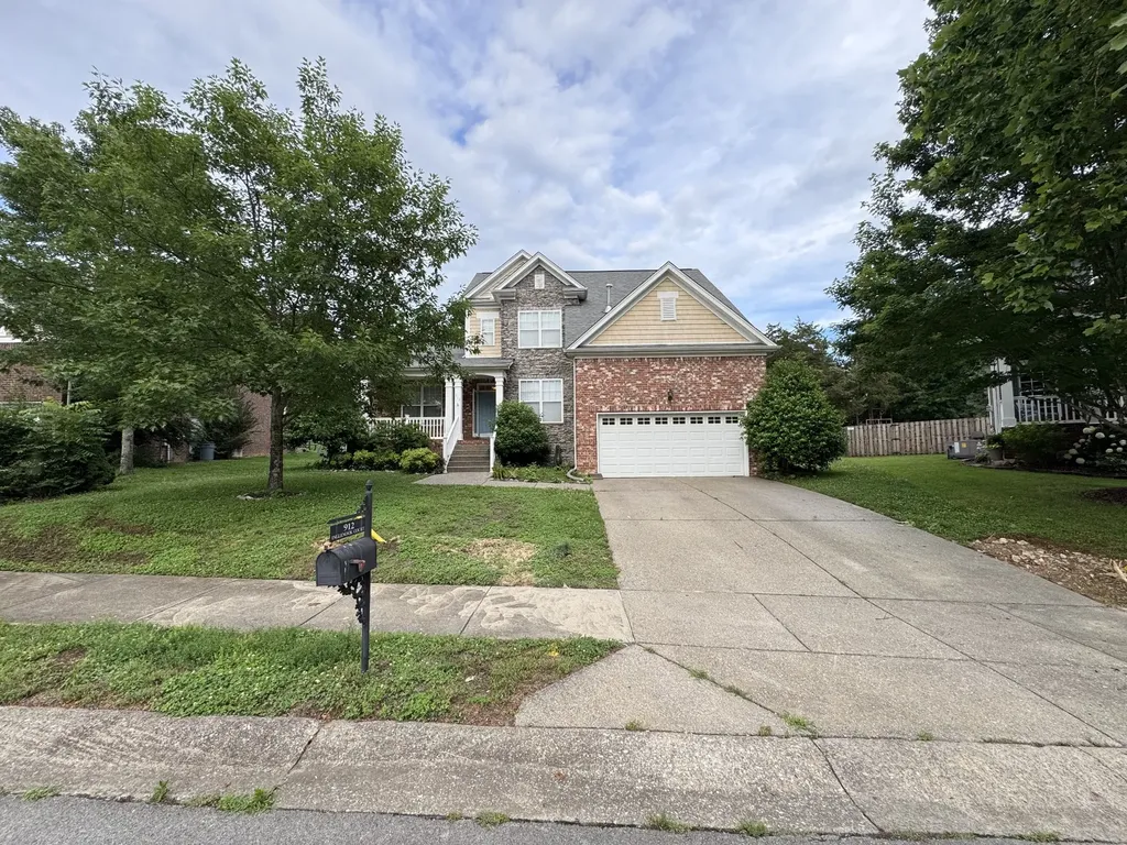 912 Inglenook Court Nolensville TN 37135
