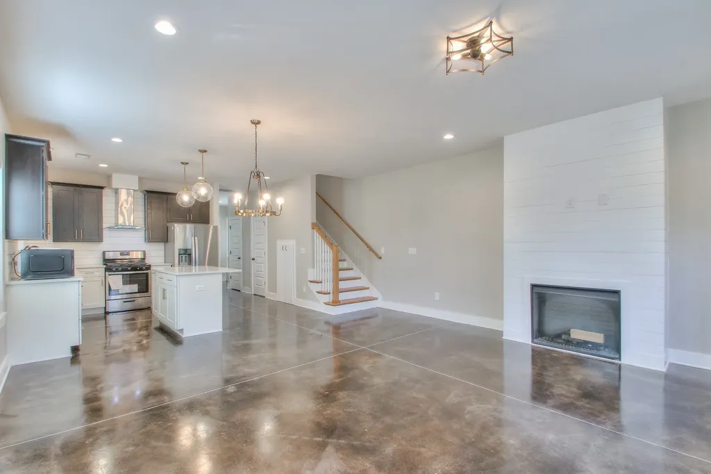921 Spain Avenue Nashville TN 37216