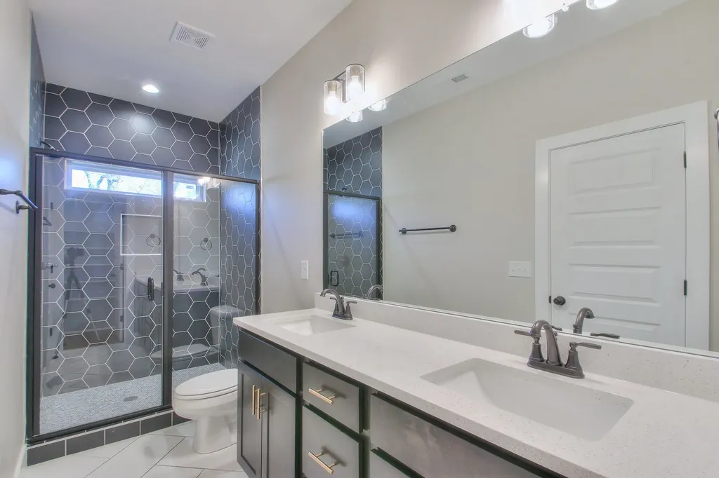 921 Spain Avenue Nashville TN 37216
