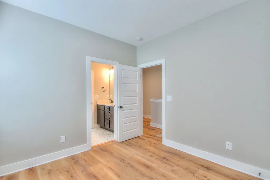 921 Spain Avenue Nashville TN 37216