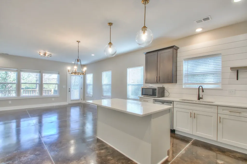 921 Spain Avenue Nashville TN 37216