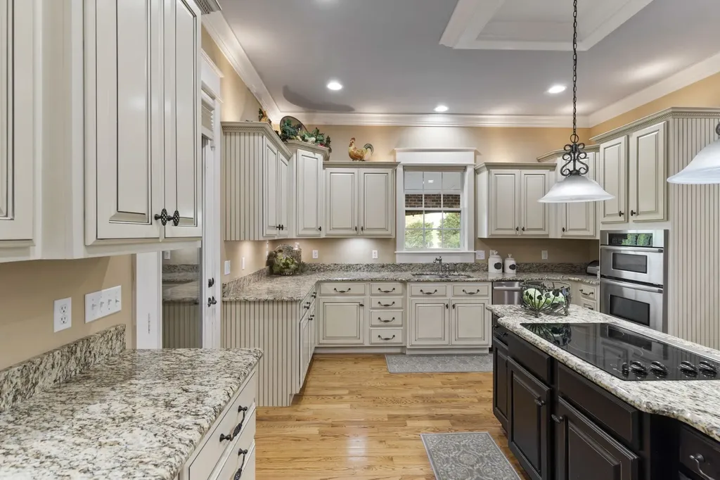 8288 Guthrie Road Cross Plains TN 37049