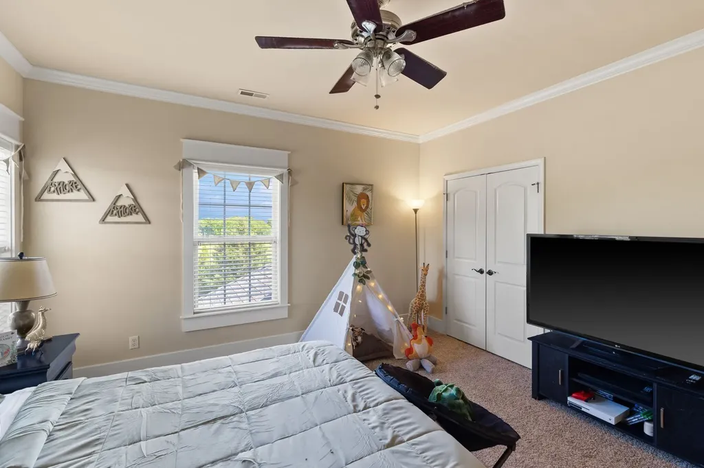 8288 Guthrie Road Cross Plains TN 37049