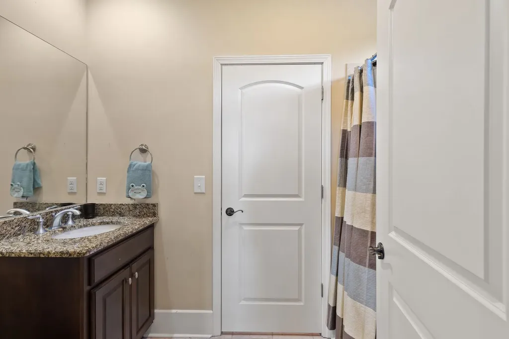 8288 Guthrie Road Cross Plains TN 37049