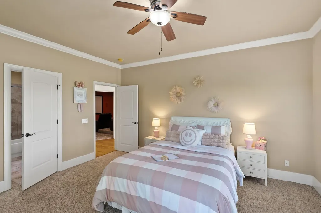 8288 Guthrie Road Cross Plains TN 37049