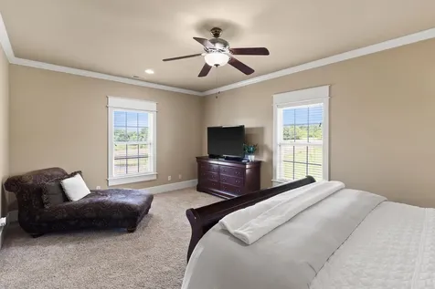 8288 Guthrie Road Cross Plains TN 37049