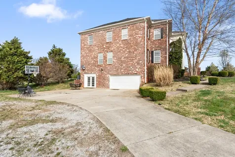 8288 Guthrie Road Cross Plains TN 37049