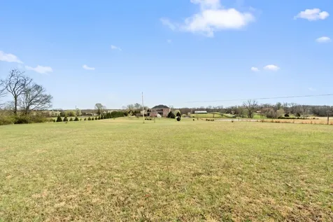 8288 Guthrie Road Cross Plains TN 37049