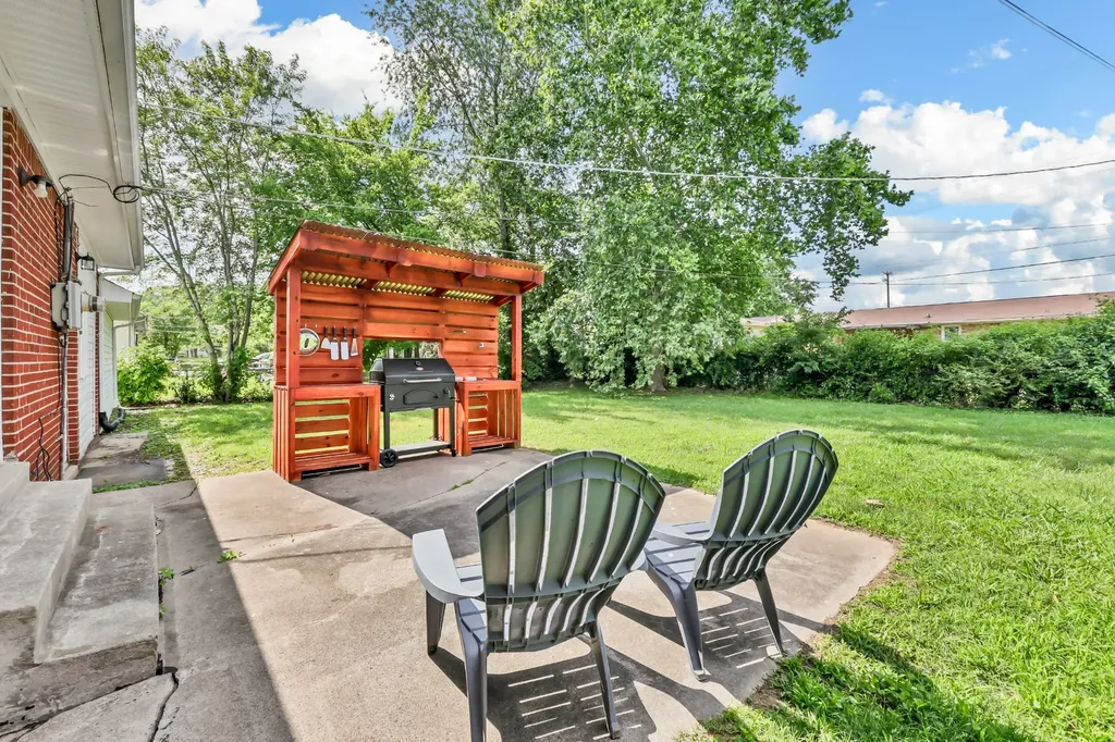 203 Orchard Road Clarksville TN 37042