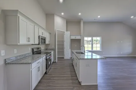41 Bartow Street Decherd TN 37324