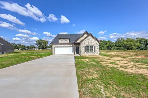 41 Bartow Street Decherd TN 37324