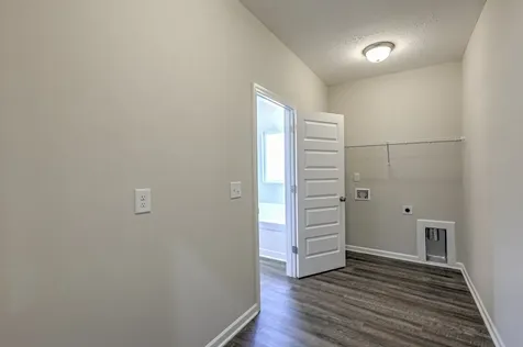 41 Bartow Street Decherd TN 37324