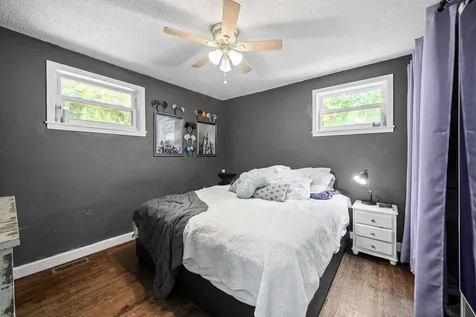 1011 Issac Clifton Road Chapmansboro TN 37035