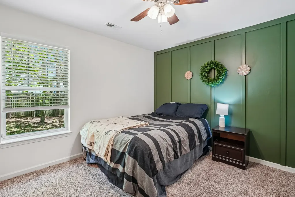 128 Silver Leaf Circle Dickson TN 37055