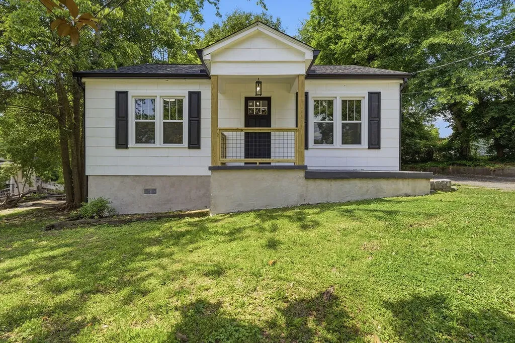 11 Circle Drive Rossville GA 30741