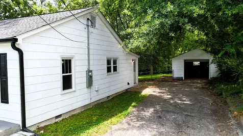 11 Circle Drive Rossville GA 30741