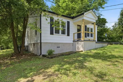 11 Circle Drive Rossville GA 30741