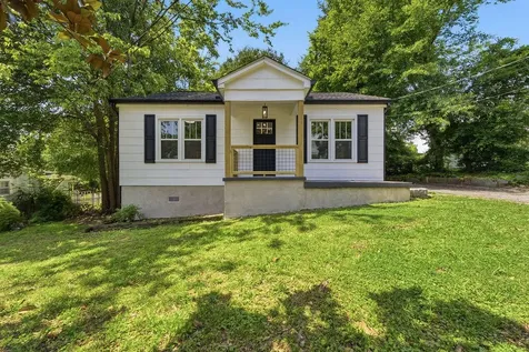 11 Circle Drive Rossville GA 30741