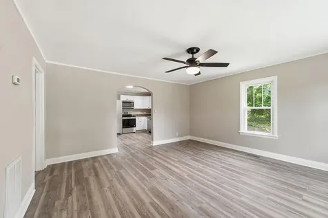 11 Circle Drive Rossville GA 30741