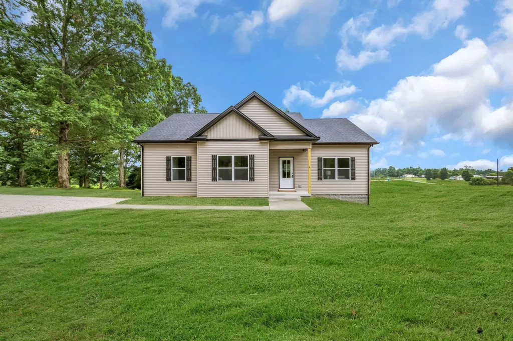 497 Jesse Work Road Dickson TN 37055