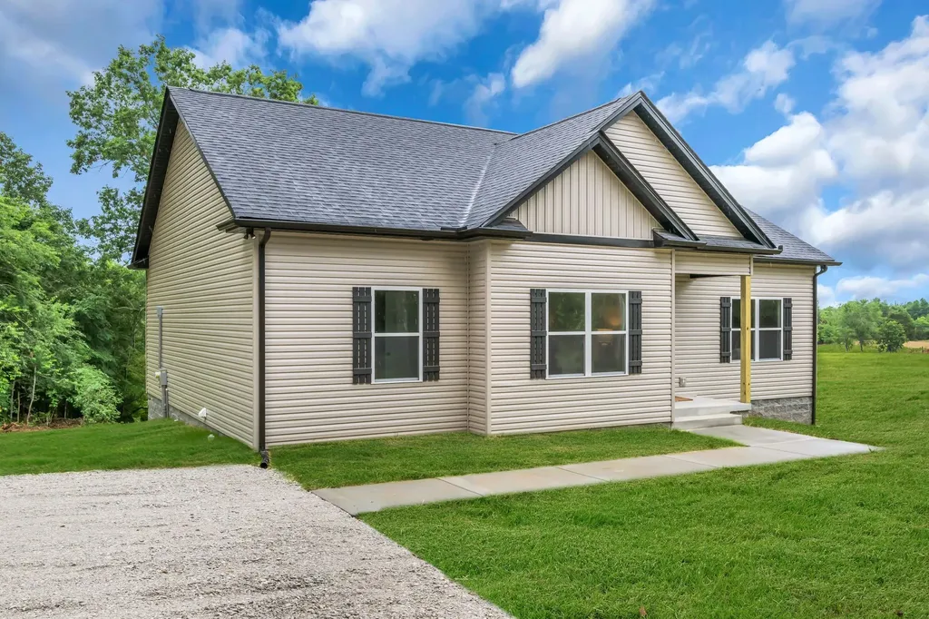 497 Jesse Work Road Dickson TN 37055