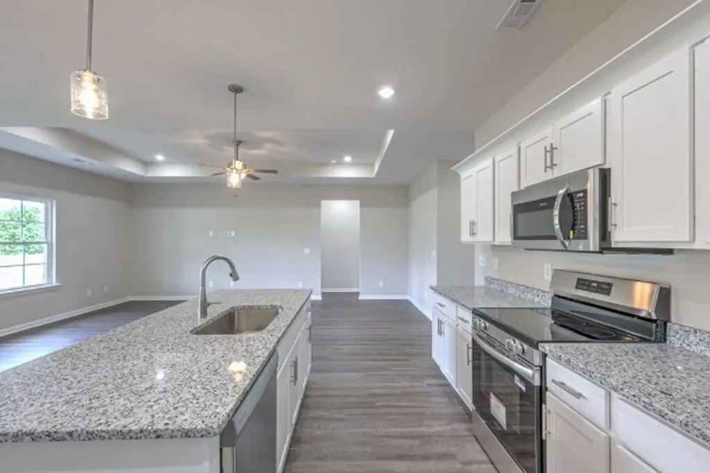 21 Bartow Street Decherd TN 37324