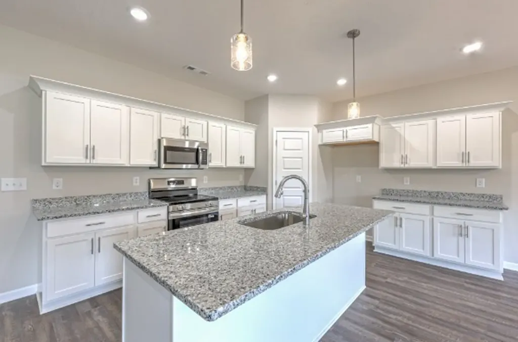 21 Bartow Street Decherd TN 37324
