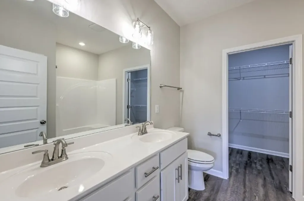 21 Bartow Street Decherd TN 37324