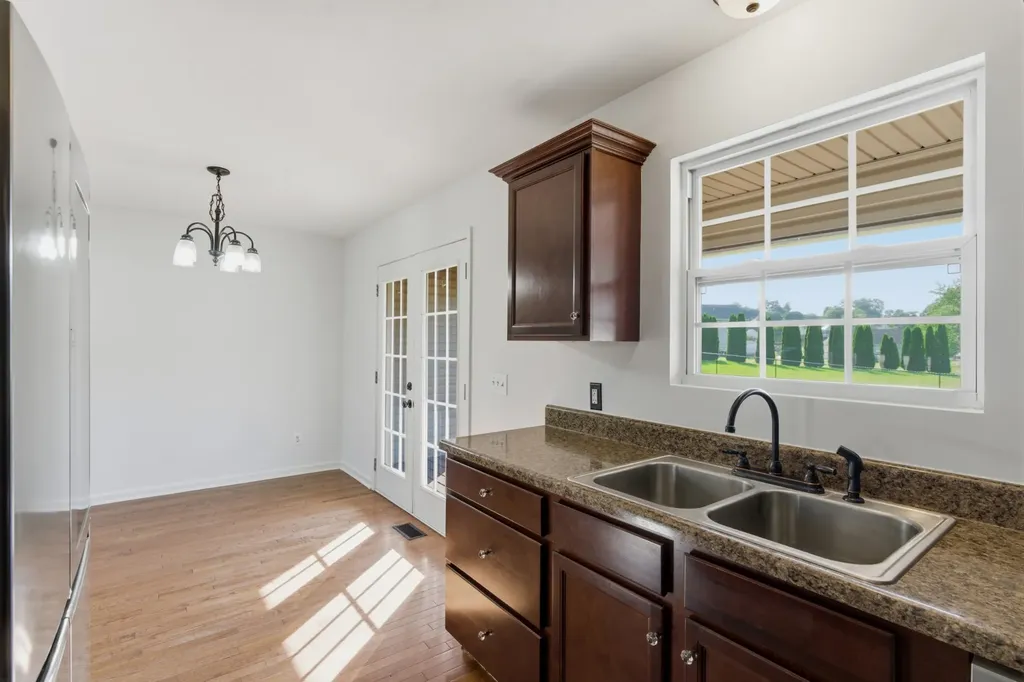 738 Sycamore Drive Springfield TN 37172