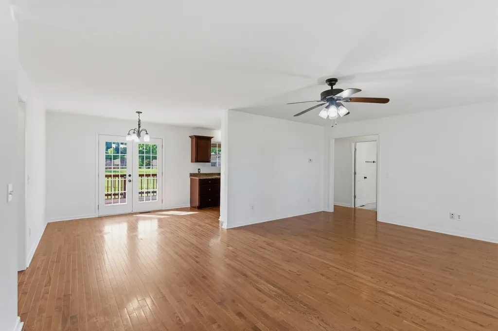 738 Sycamore Drive Springfield TN 37172