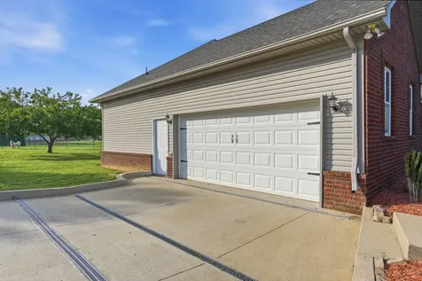 738 Sycamore Drive Springfield TN 37172