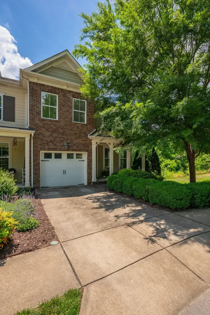 1540 Hampshire Place Thompsons Station TN 37179