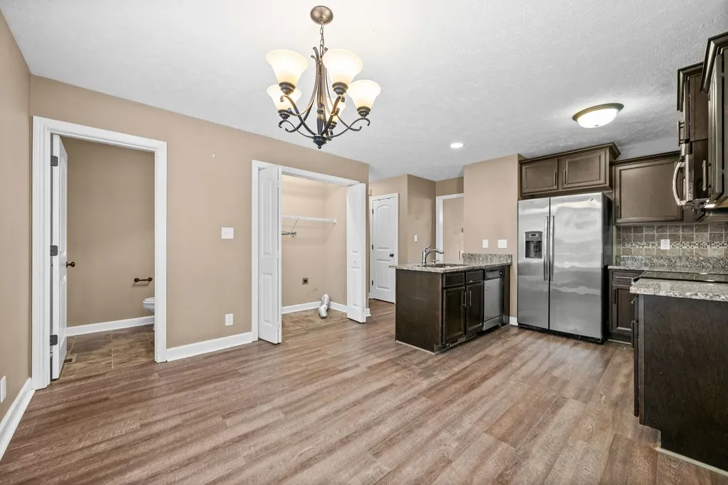 654 Fox Hound Drive Clarksville TN 37040