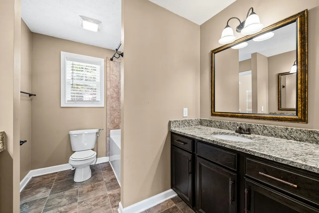 654 Fox Hound Drive Clarksville TN 37040