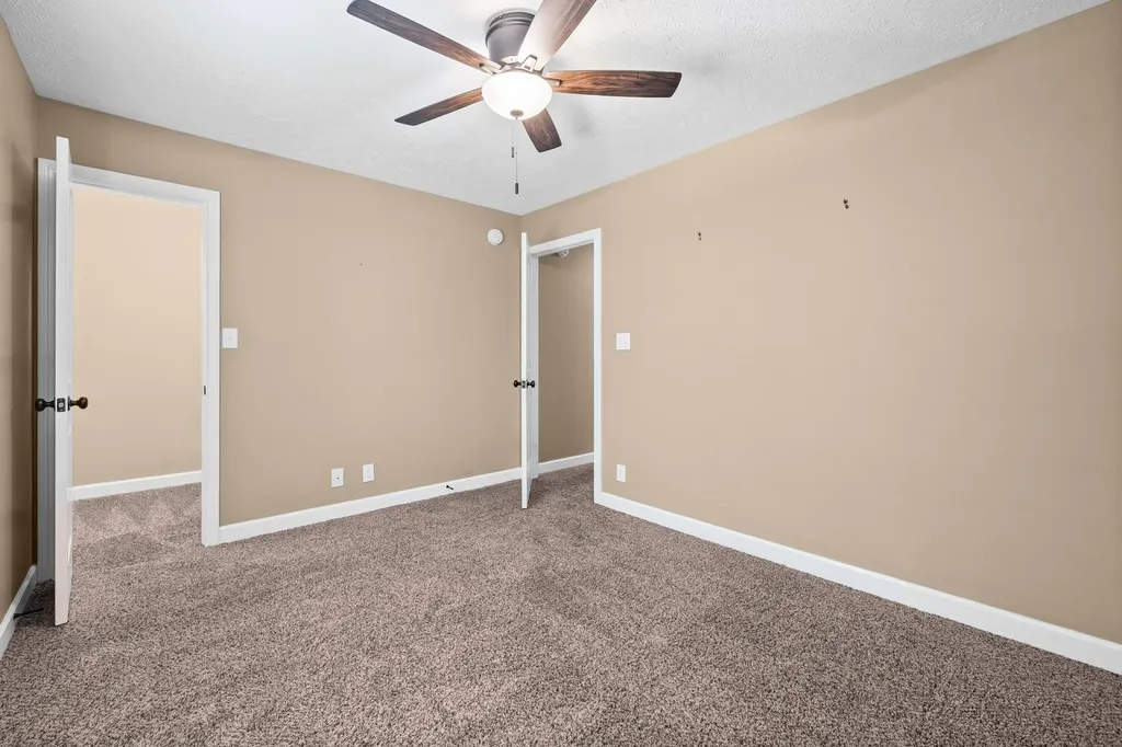 654 Fox Hound Drive Clarksville TN 37040