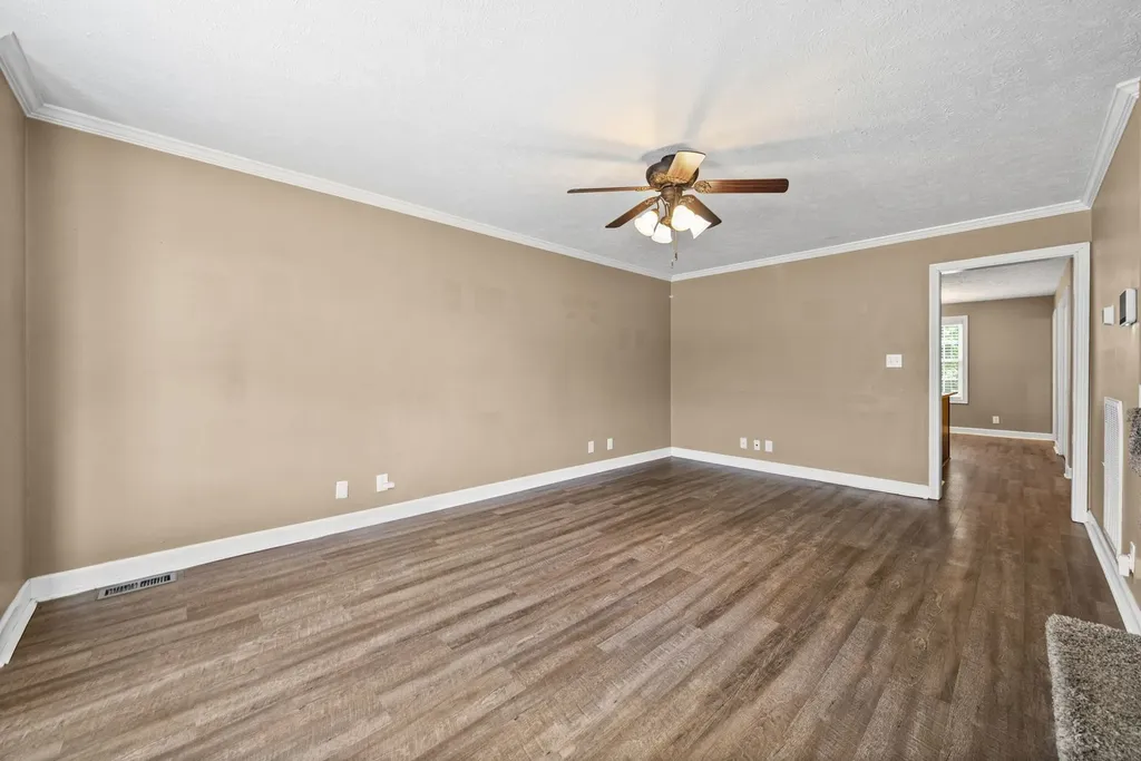 654 Fox Hound Drive Clarksville TN 37040