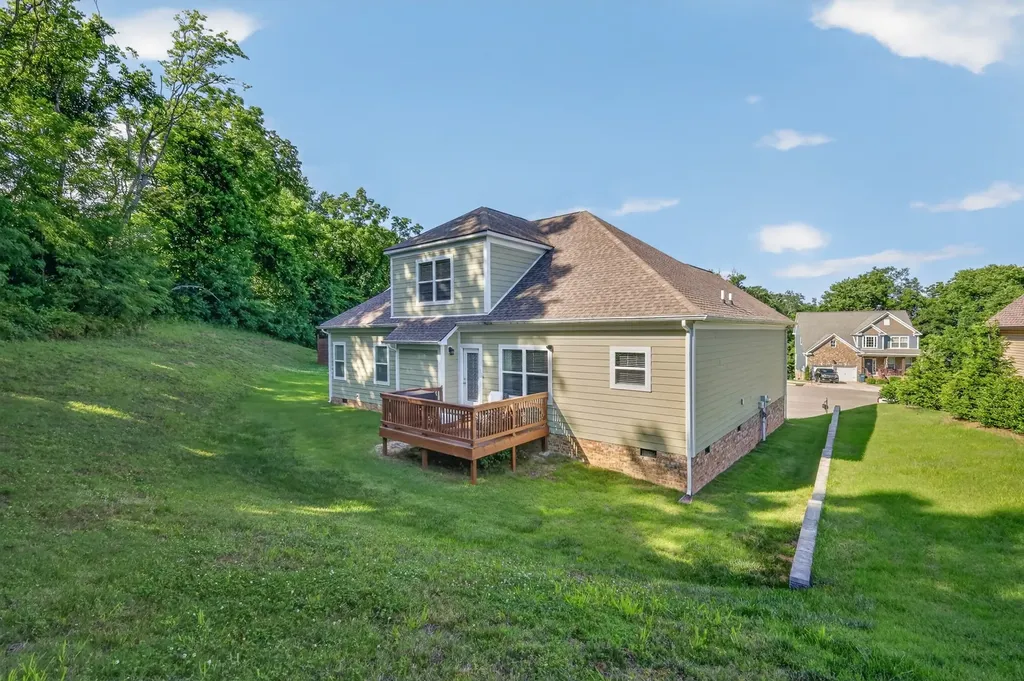 816 Tanager Place Lebanon TN 37087