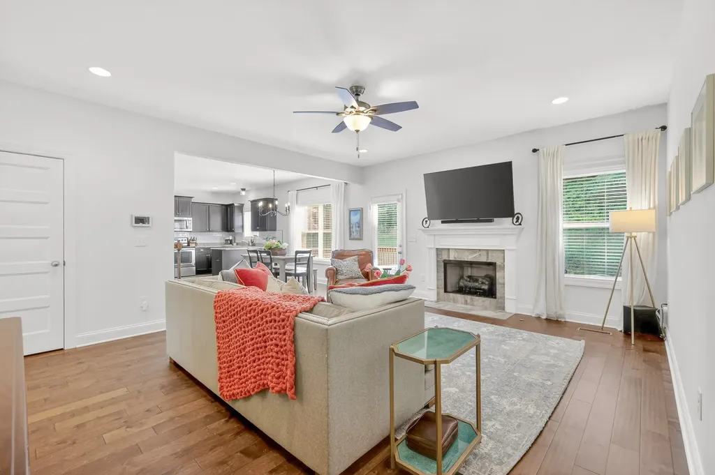 816 Tanager Place Lebanon TN 37087