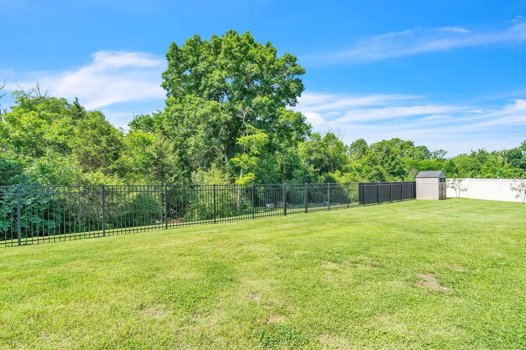 722 Sapphire Drive Murfreesboro TN 37128