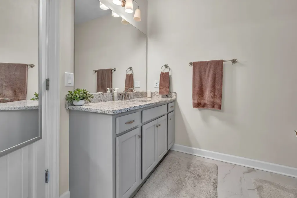 722 Sapphire Drive Murfreesboro TN 37128
