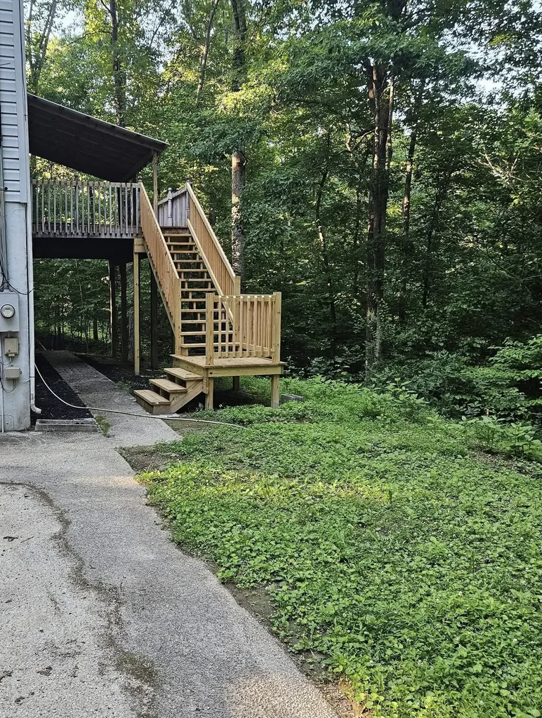 1040 Overlook Trail Kingston Springs TN 37082