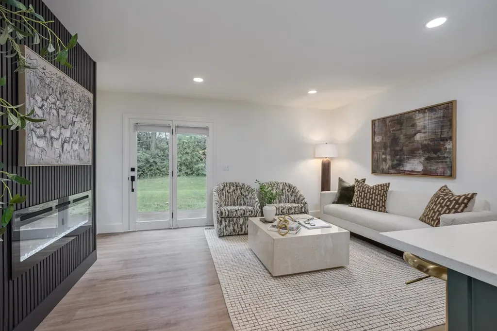 682 Flintlock Court Nashville TN 37217