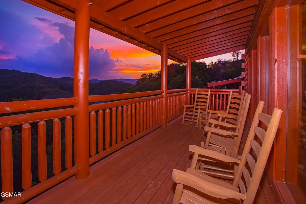 3270 Lonesome Pine Way Sevierville TN 37862