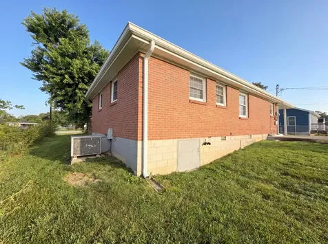 112 Norris Drive Clarksville TN 37042