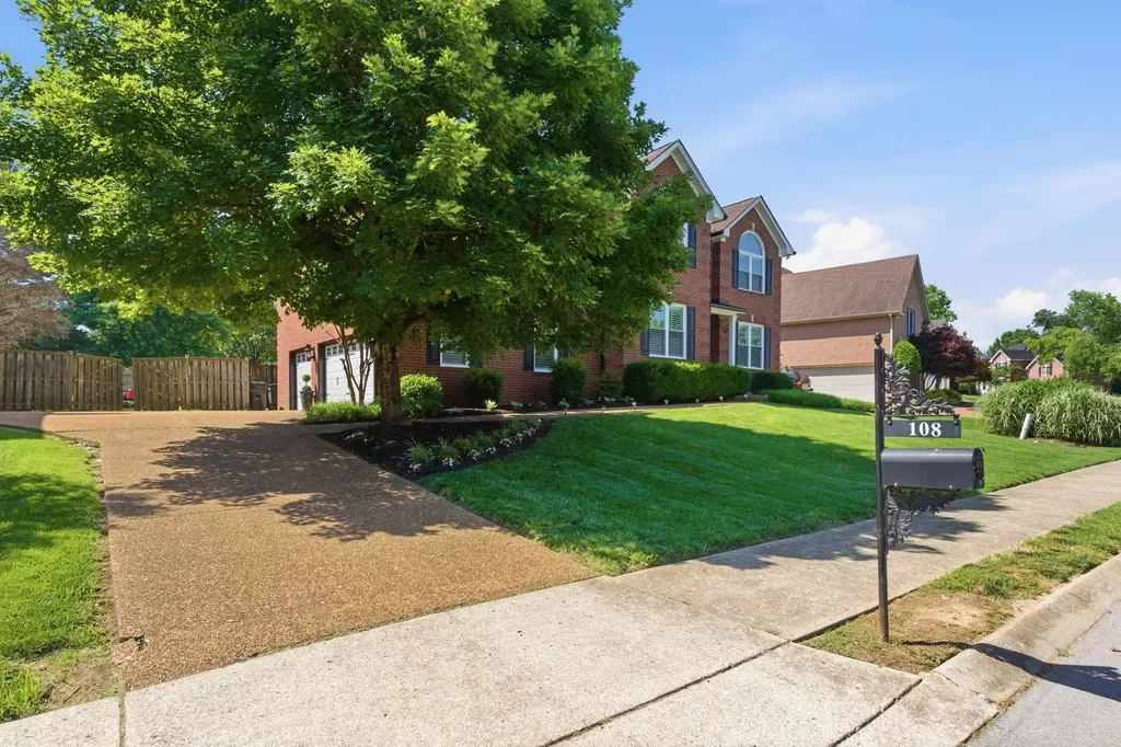108 Crooked Creek Lane Hendersonville TN 37075