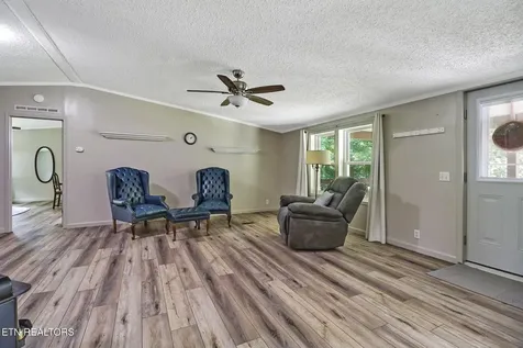149 Vandever Lane Crossville TN 38572