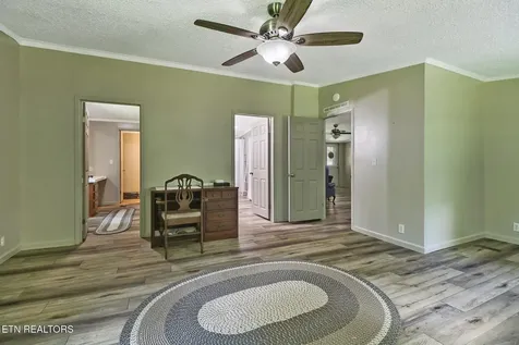 149 Vandever Lane Crossville TN 38572