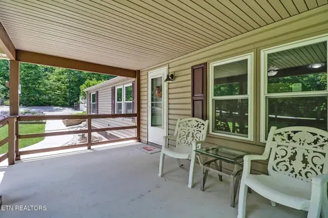 149 Vandever Lane Crossville TN 38572