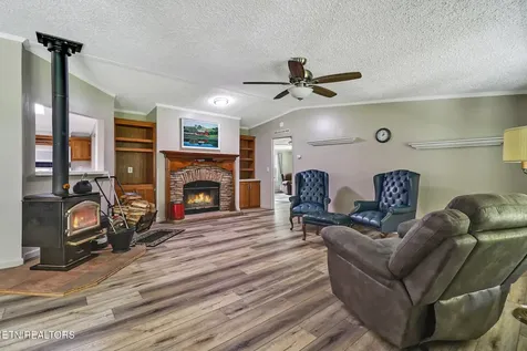 149 Vandever Lane Crossville TN 38572