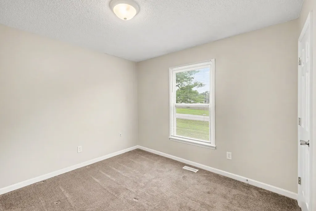 2011 Sugartree Drive Murfreesboro TN 37129